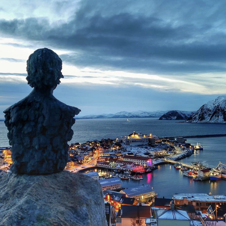 View from above Honningsvåg toward the Nordkapp peninsula